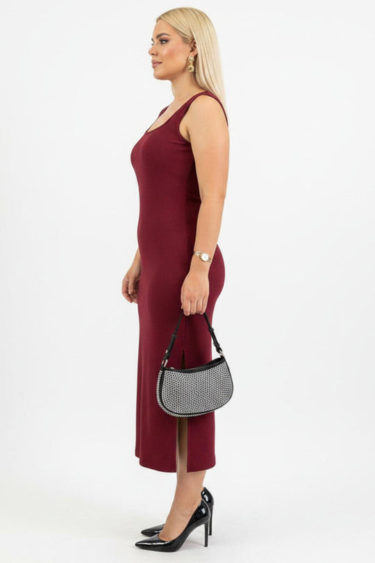 Plus - Size Mouwloze Jurk Met Vierkante Hals - Bordeaux