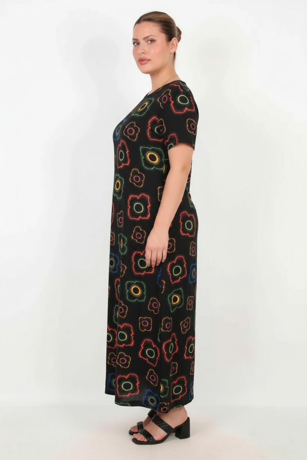 Plus - Size Patterned Short - Sleeve Dress