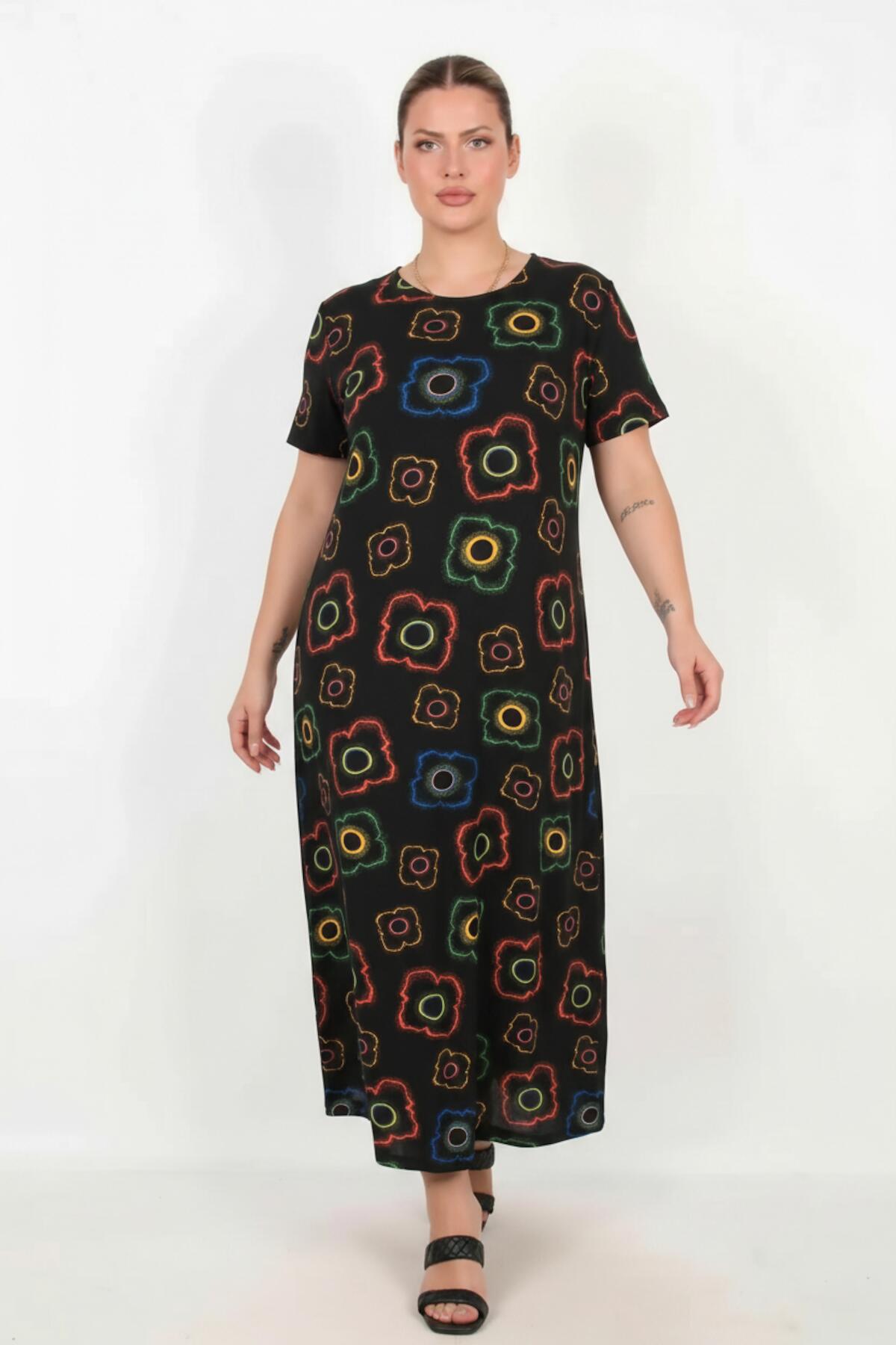 Plus - Size Patterned Short - Sleeve Dress