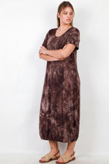 Plus‑Size Korte Mouw Jurk Met Drukknoopdetail — Bruin