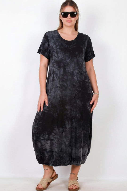 Plussize Jurk Met Drukknoopzoom En Korte Mouwen — Zwart