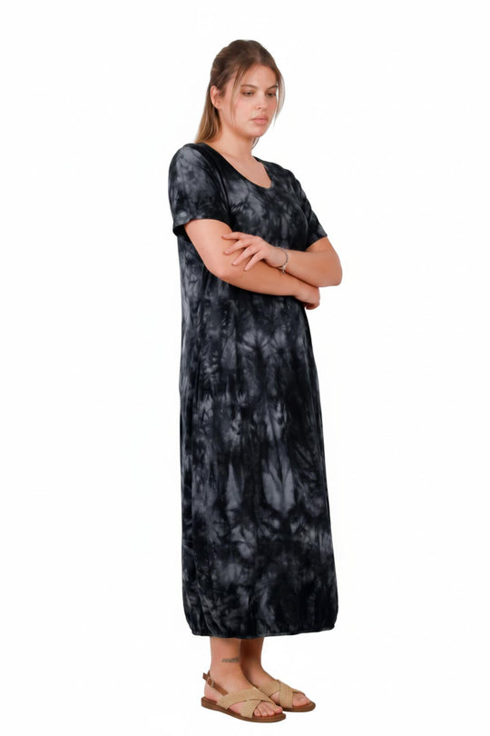 Plussize Jurk Met Drukknoopzoom En Korte Mouwen — Zwart