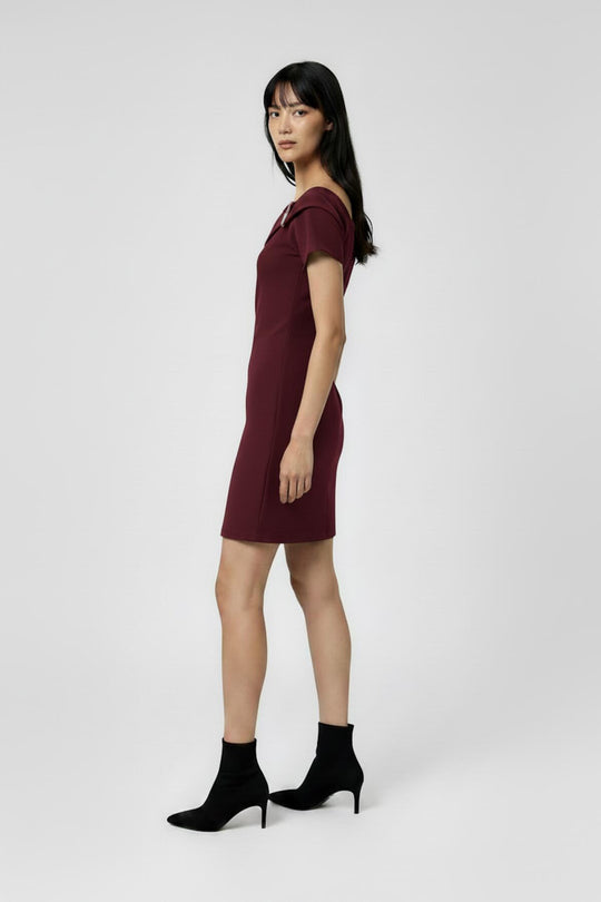 Bordeaux Ottoman - Jurk Met Naaldgesp