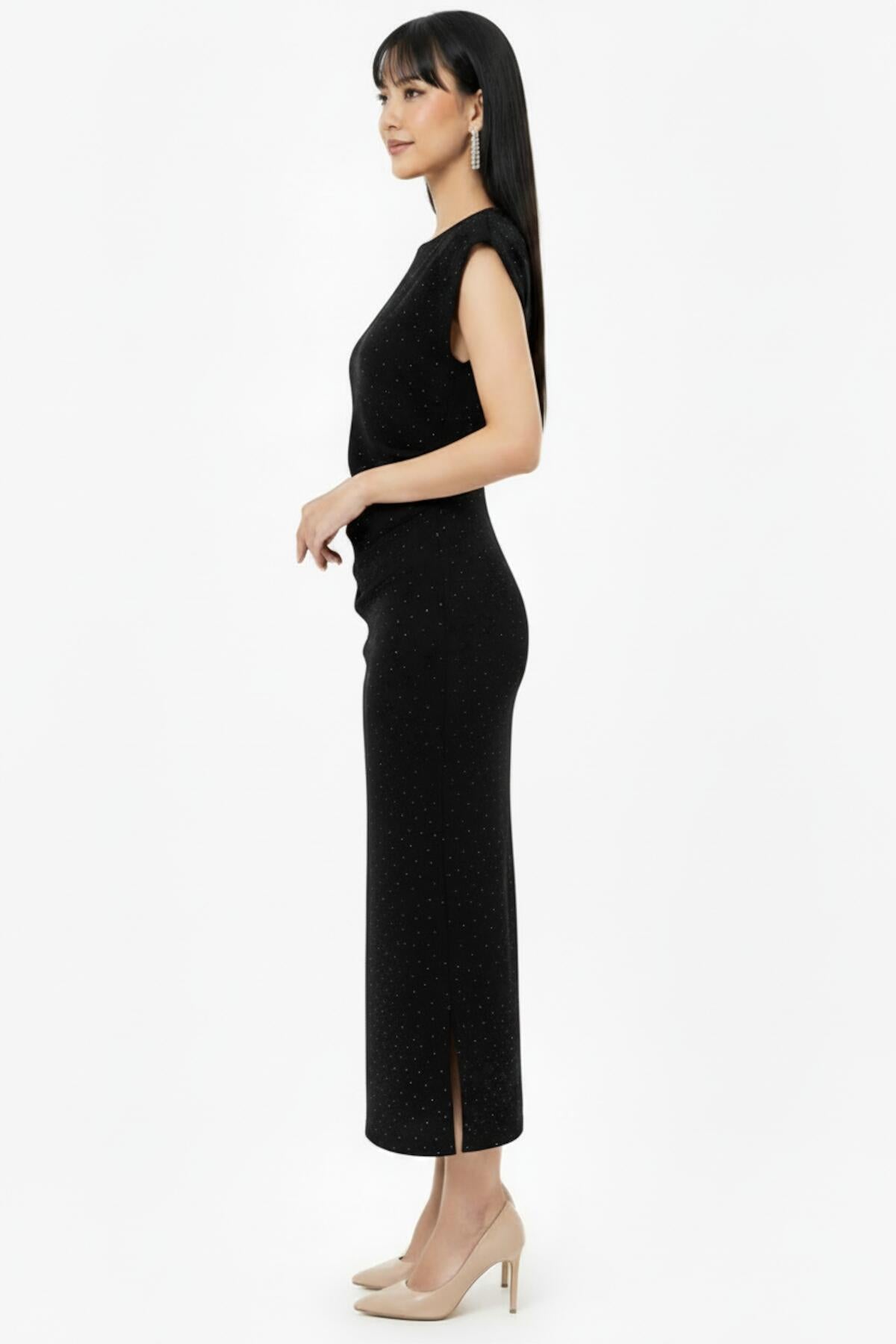 Geplooide Taillejurk Met Steendecoratie — Zwart