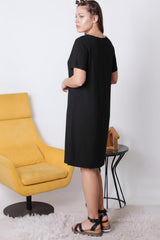 Robe Grande Taille Manches Courtes Avec Poche Kangourou — Noir