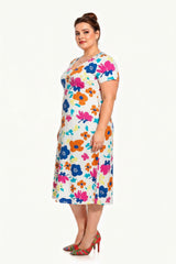 Robe Grande Taille À Encolure V Et Imprimé — Écru
