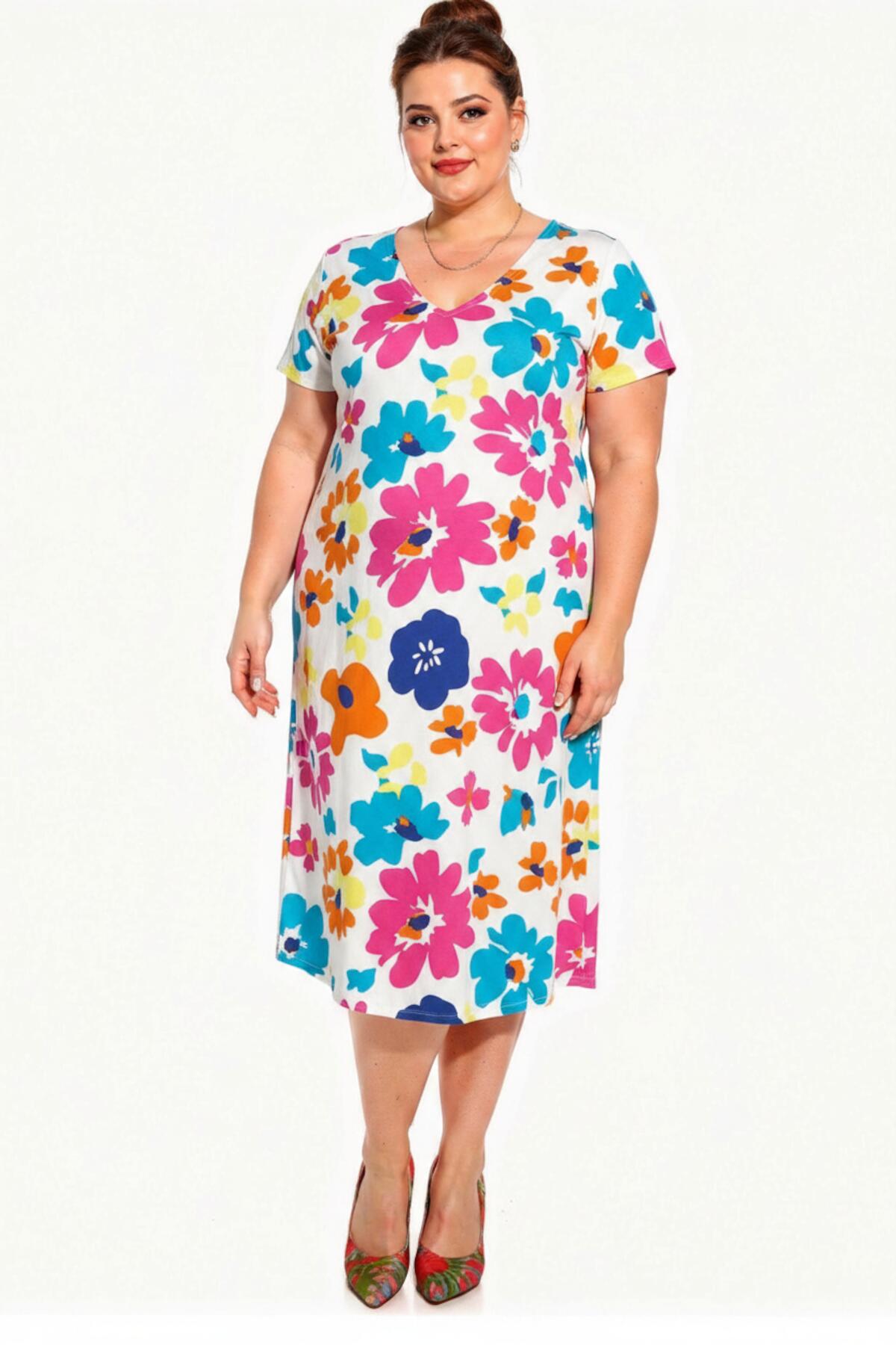V‑Ausschnitt Kleid (Große Größen) Mit Muster — Ecru