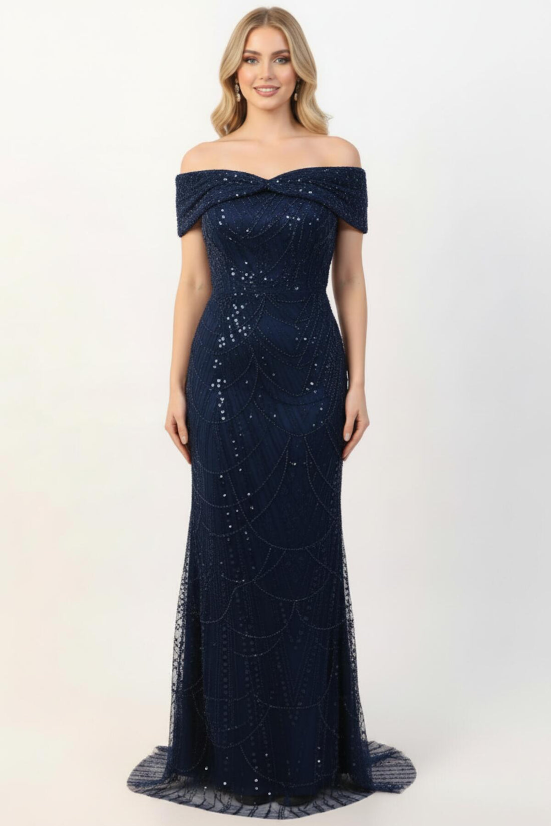 Robe Longue Sequins Et Perles, Détail D'encolure — Bleu Marine
