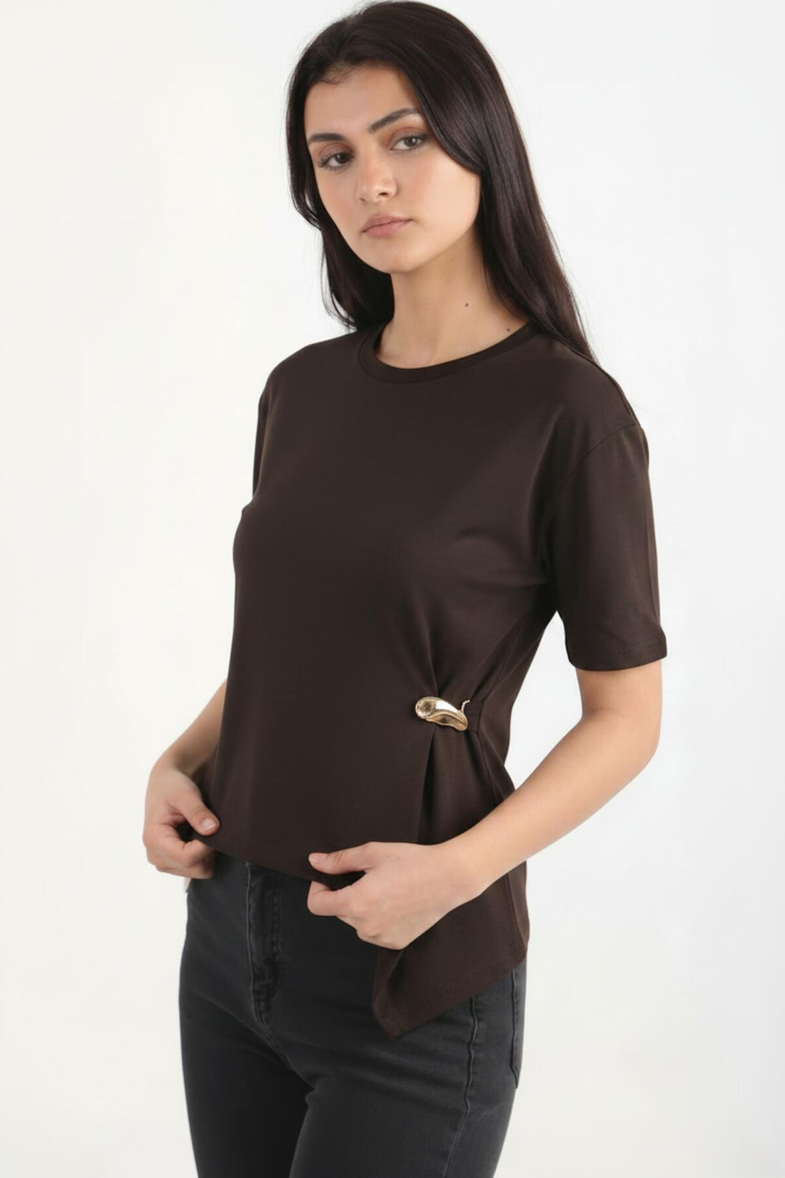Blouse Marron Avec Détail Accessoire
