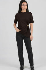 Blouse Marron Avec Détail Accessoire