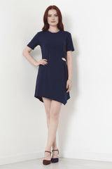 Robe Courte À Manches Courtes Avec Détail Accessoire — Bleu Marine