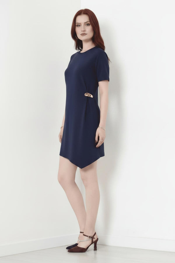 Korte Mouw Jurk Met Accessoire - Detail — Marineblauw