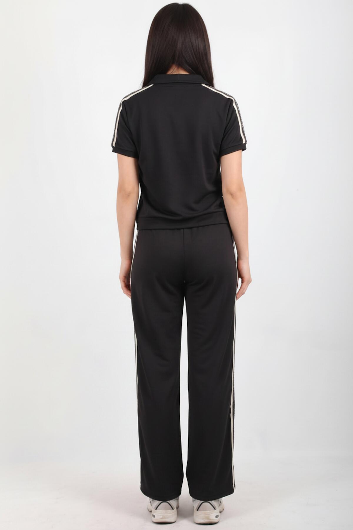 Set Met Halve Rits En Streepdetail — Zwart