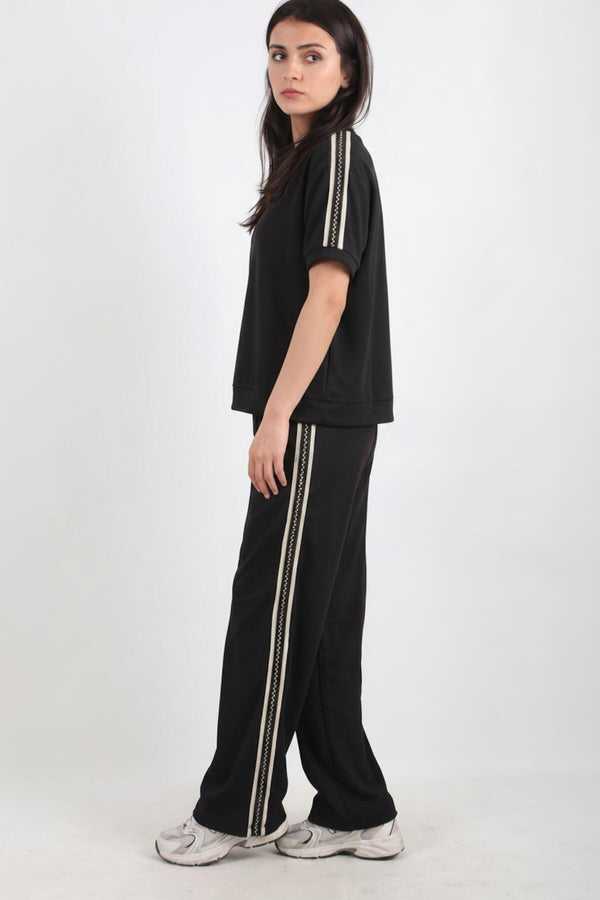 Set Met Halve Rits En Streepdetail — Zwart