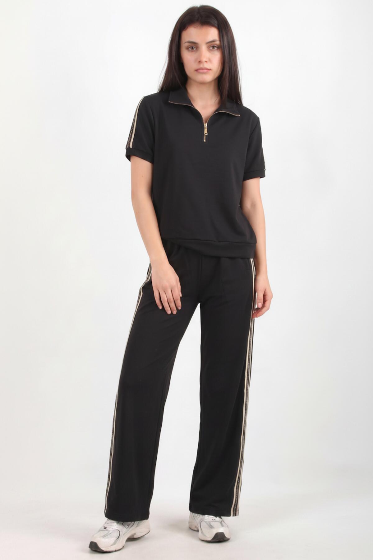 Set Met Halve Rits En Streepdetail — Zwart