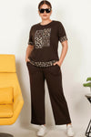 Plus - Size Set Met Luipaardprint En Steentjes, Korte Mouwen — Bruin