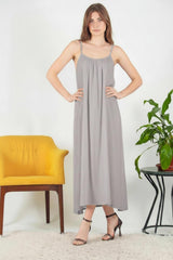 Robe Midi En Voile Italien À Fines Bretelles — Gris