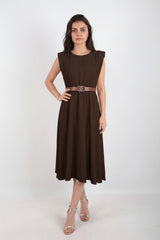 Robe Avec Épaulettes Et Taille Élastiquée Fine — Marron