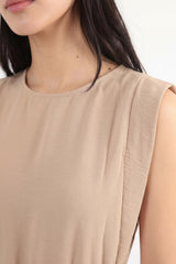 Robe Avec Épaulettes Et Taille Élastiquée Fine — Beige