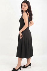 Robe En Modal À Encolure Carrée — Noir
