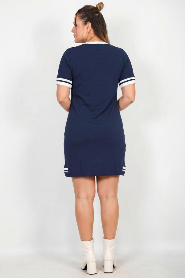 Plus‑Size V‑Hals Jurk Met Streepdetail — Donkerblauw