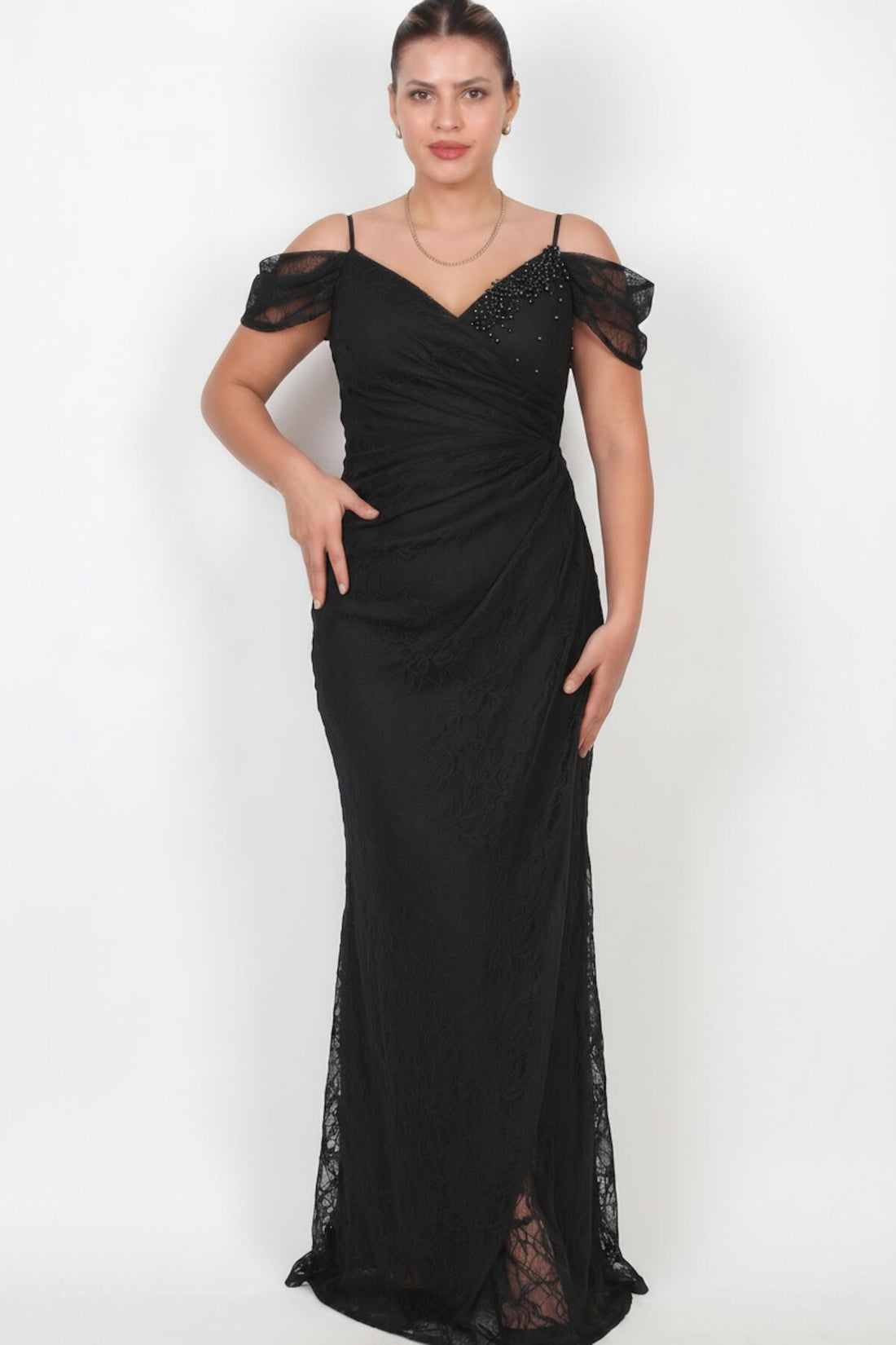 Robe De Soirée En Dentelle, Buste Orné De Perles — Noir (Grande Taille)