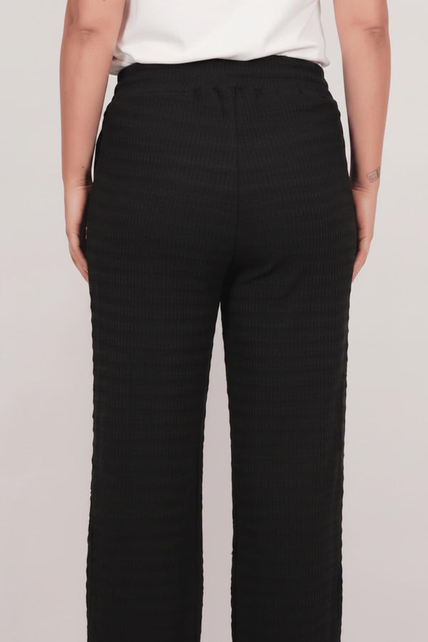 Plus - Size Wijdvallende Broek Met Golfdessin — Zwart