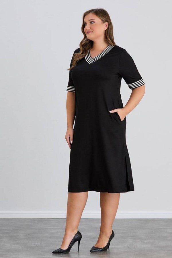 Plus - Size Crystal Fabric Dress — Black