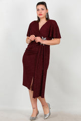 Großgrößen - Midikleid Mit Blumenstein - Taille – Burgunder
