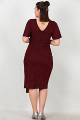 Großgrößen - Midikleid Mit Blumenstein - Taille – Burgunder