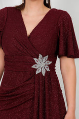 Großgrößen - Midikleid Mit Blumenstein - Taille – Burgunder