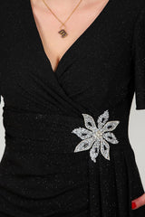 Großgrößen - Midikleid Mit Blumenstein - Taille – Schwarz