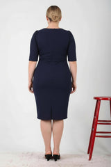 Robe De Soirée Grande Taille Bleu Marine Avec Détail Taille Et Manches Mi‑Longues
