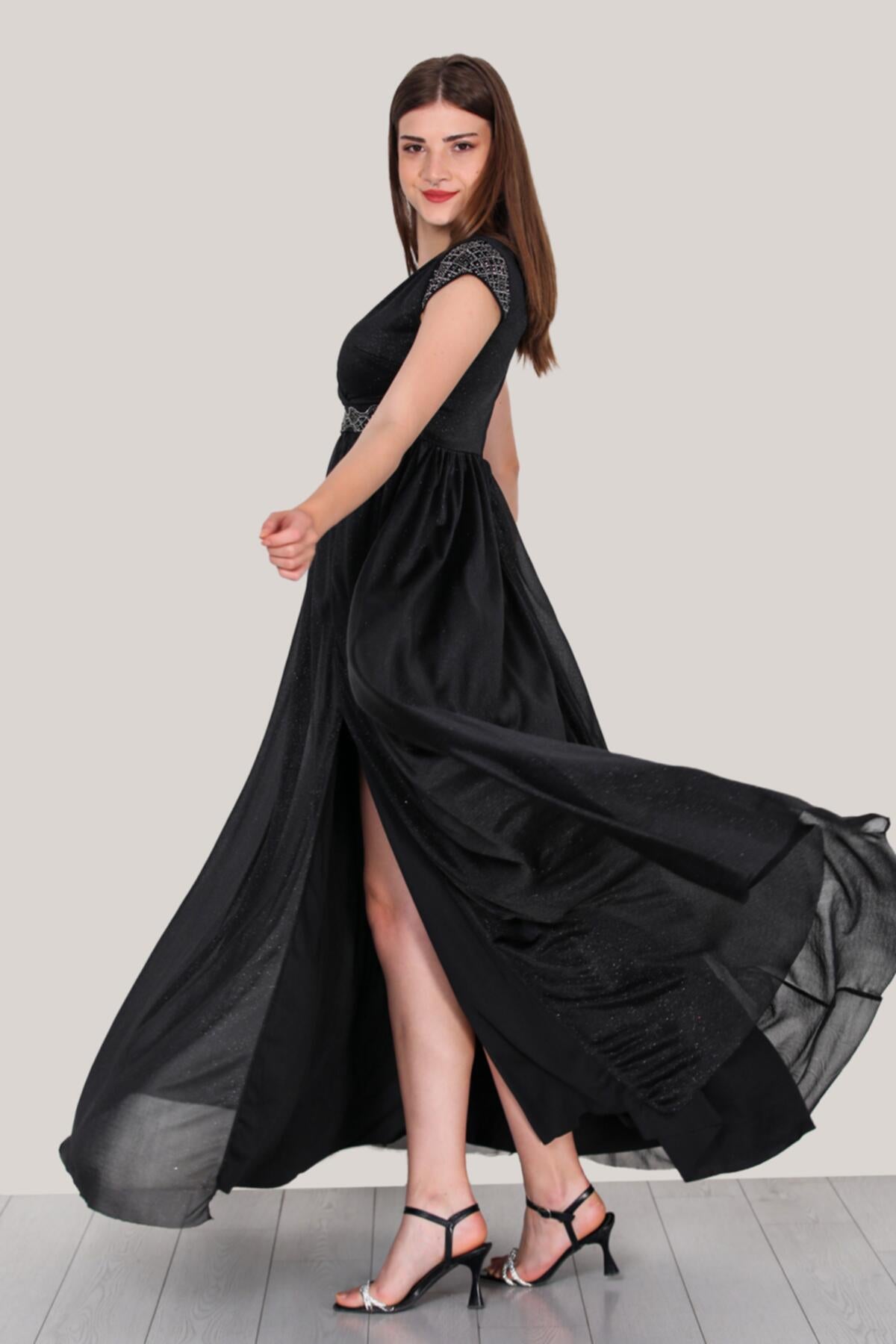 Langes Abendkleid, Schwarz