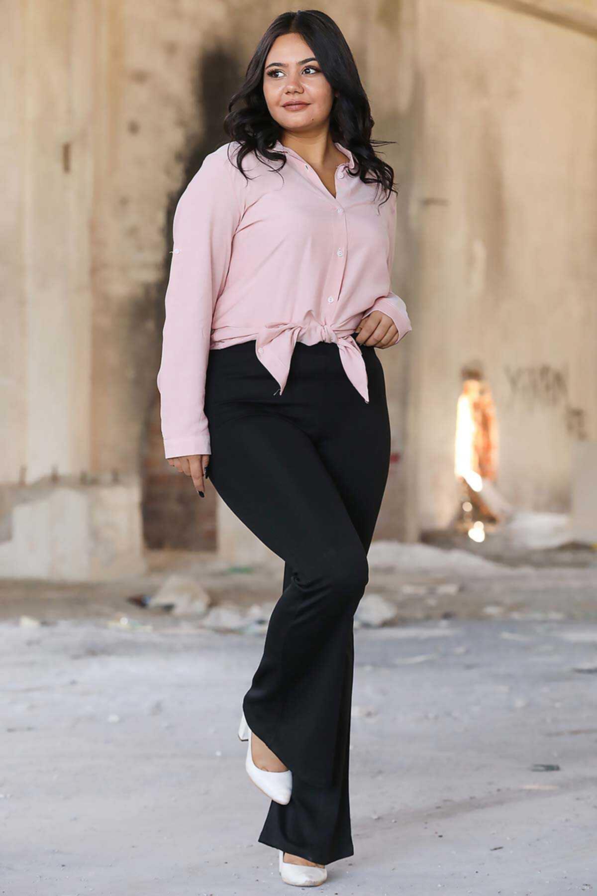 Plus - Size Flared Legging – Zwart