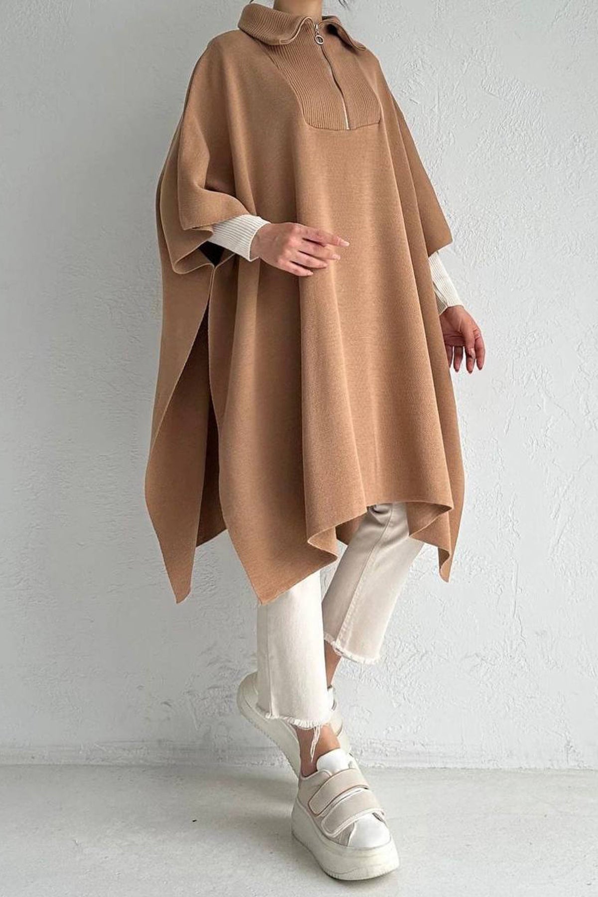 Feinstrick Poncho mit RV-Kragen NPNC0007K2370VZN