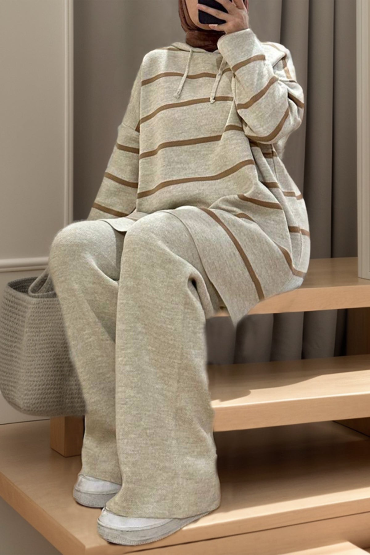 Gestrickter Zweiteiler in beige Einheitsgröße  - NTKM0007K2007TAS