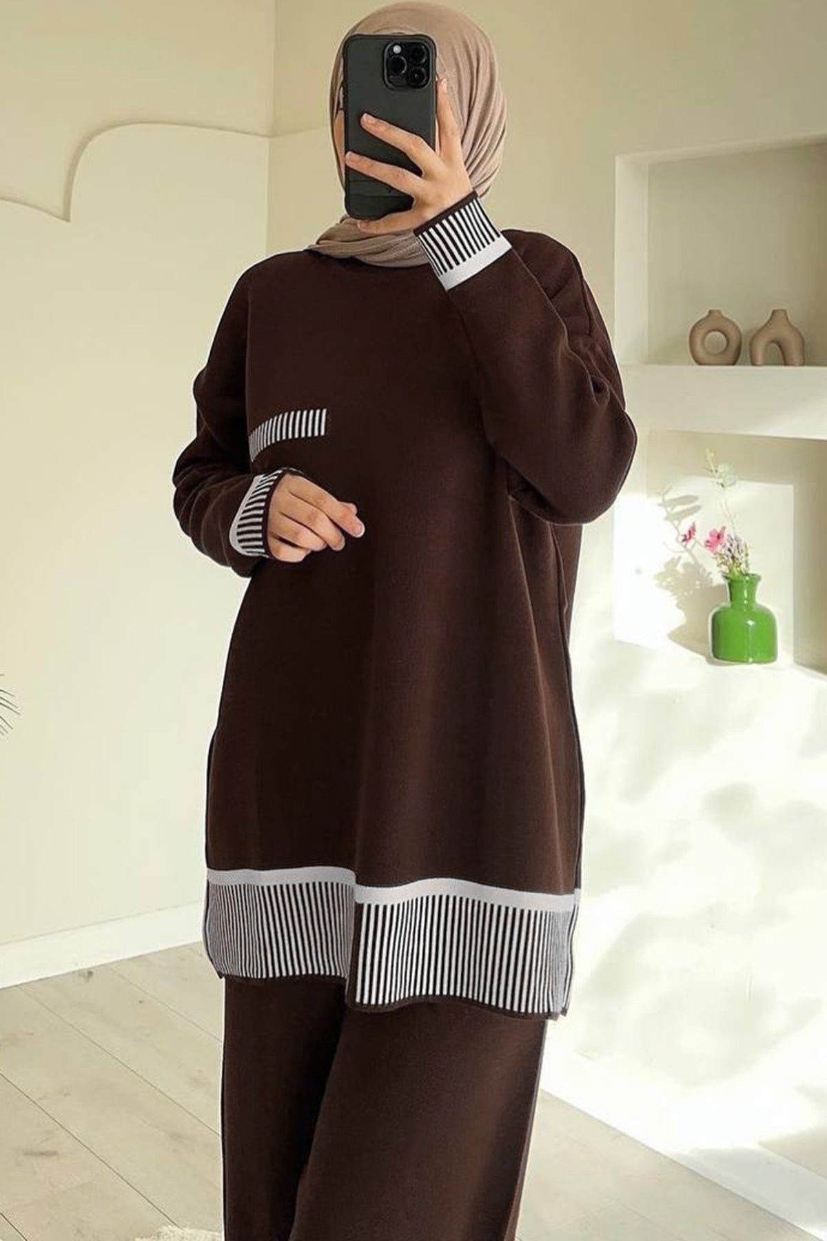 Gestrickter Zweiteiler in Braun Einheitsgröße  - NTKM0007K9015KHV