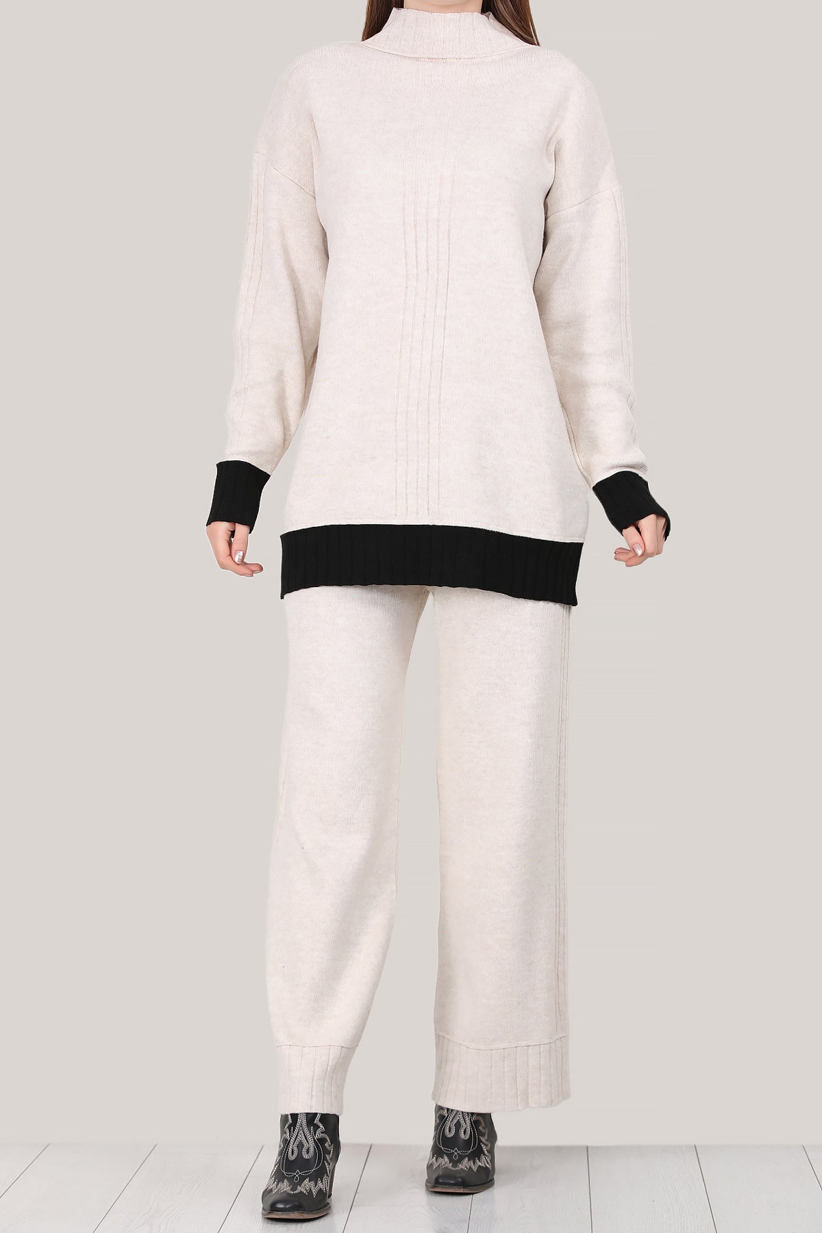 Knitted two-piece suit in beige one size - NTKM0007K9006TAS