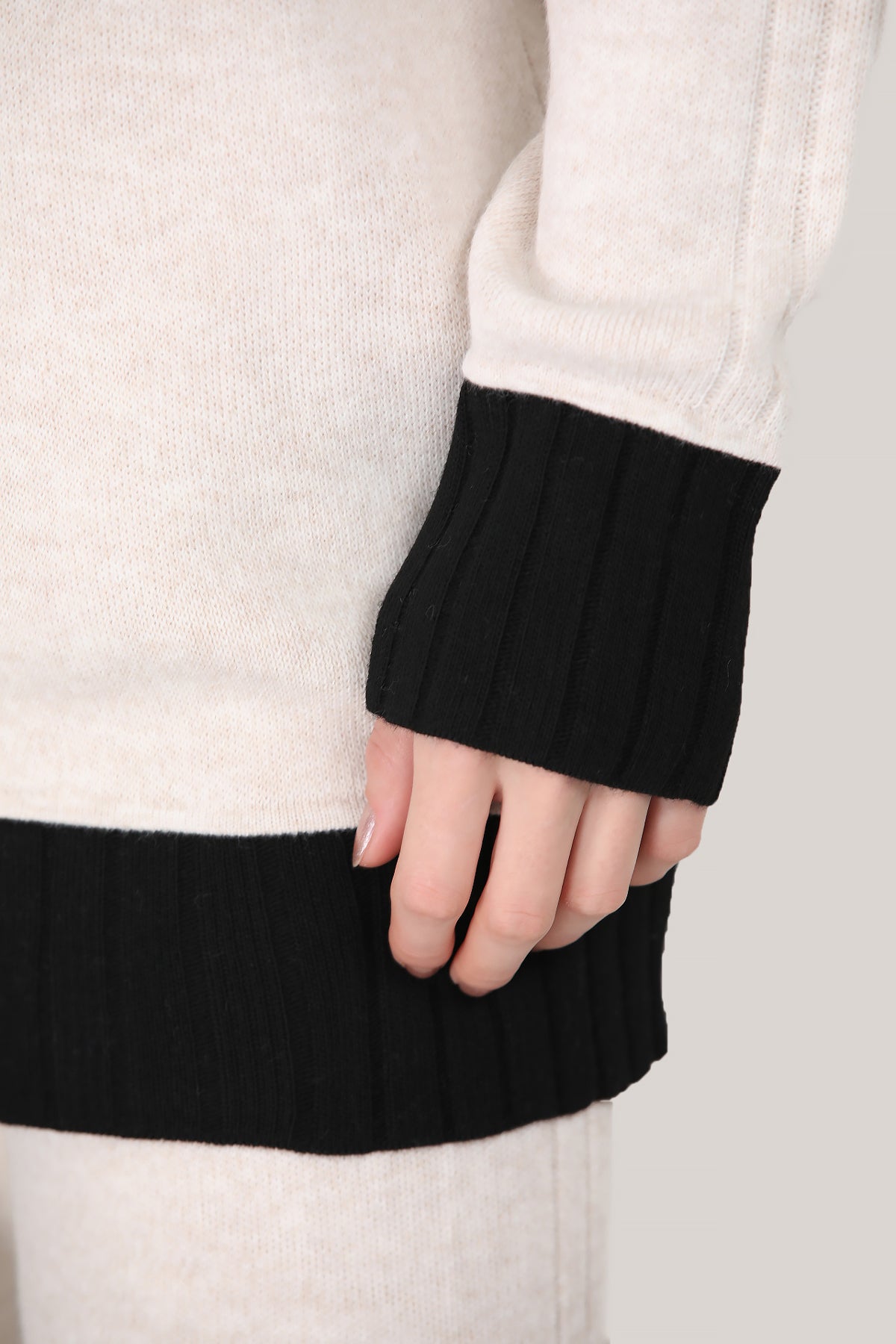 Knitted two-piece suit in beige one size - NTKM0007K9006TAS