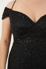 Robe De Soirée Grande Taille À Épaules Dénudées Et Ornée De Perles — Noir